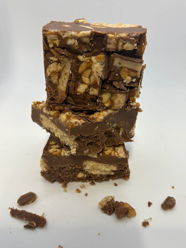SALTED CARAMEL SNICKERS CRUNCH 